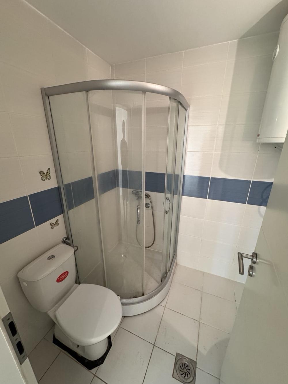 Slika 6 - Komforan 1.5 stan u Durlanu kod Benetona